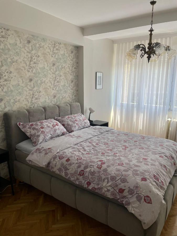 Apartman Filip Lux City Center Нови-Пазар Экстерьер фото